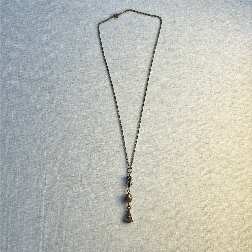 Elegant Gold and Red Necklace with Intricate Design